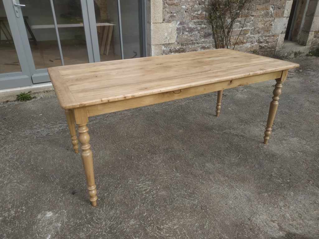 table de ferme orme