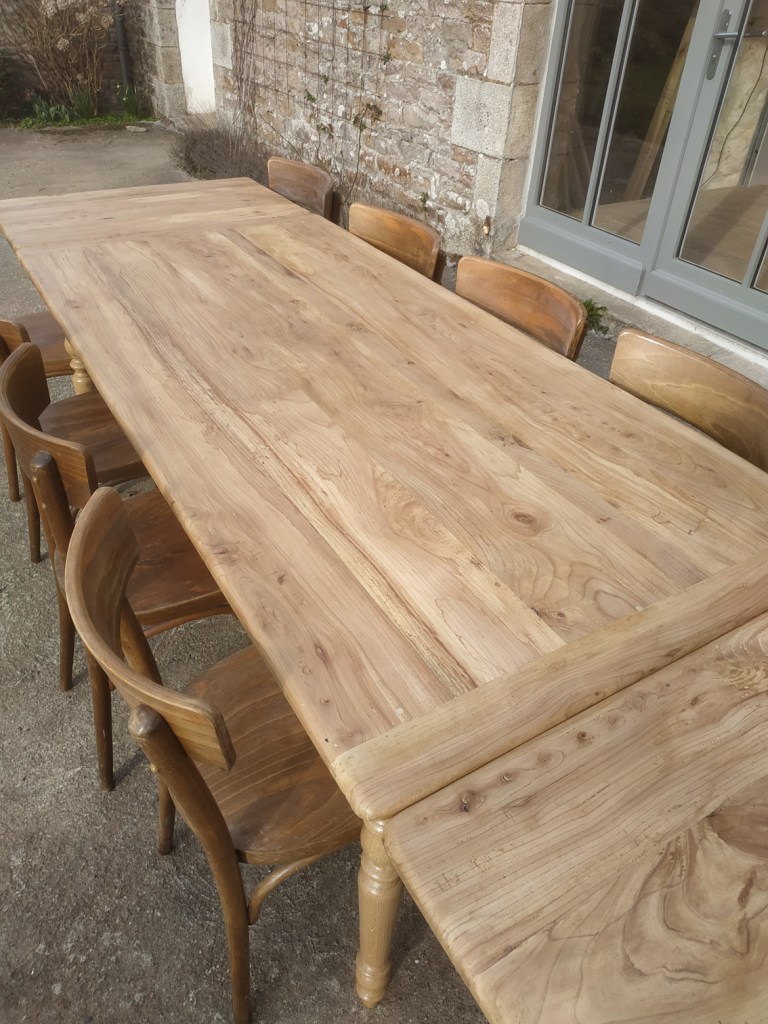 table de ferme orme