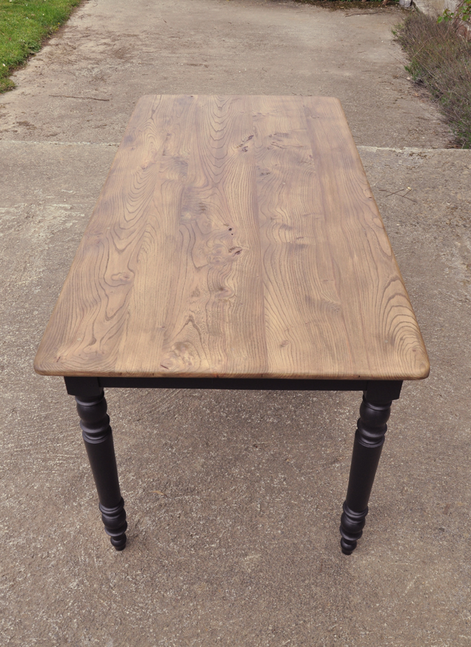 table de ferme en orme