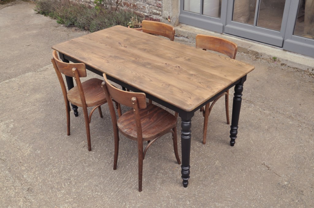 table de ferme en orme