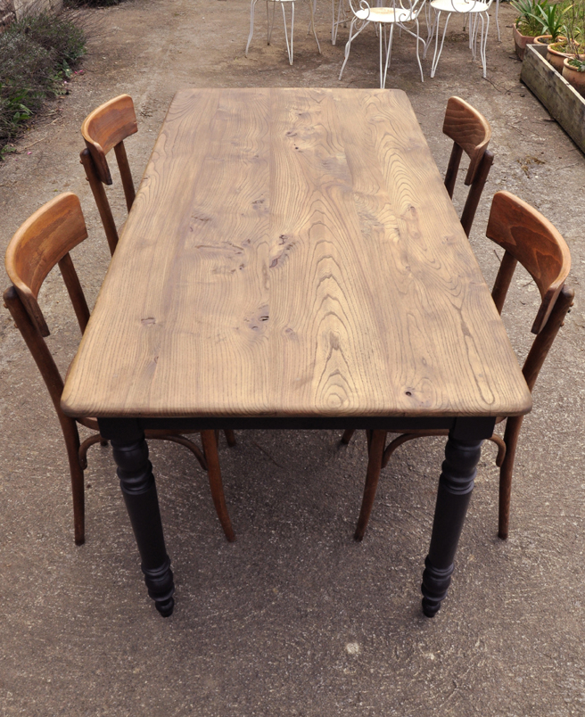 table de ferme en orme